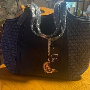 Mia K Collection